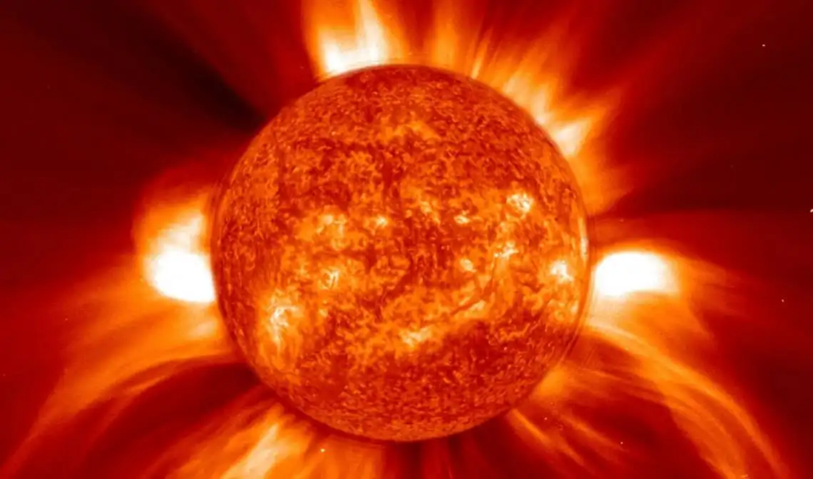 日冕物质抛射正对地球，地磁暴或影响人类生活